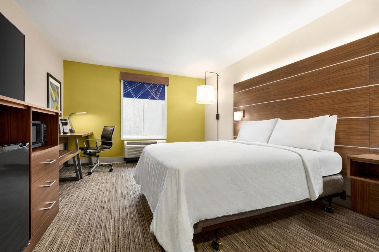 Holiday Inn Express & Suites Philadelphia - Mt Laurel By Ihg Маунт-Лорел Экстерьер фото